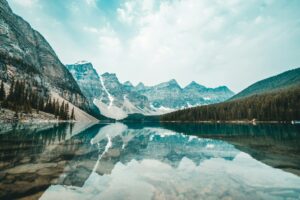 Colonial Tensions: Reconciling Intellectual Freedom and Indigenous Knowledge Systems in One Canadian iSchool